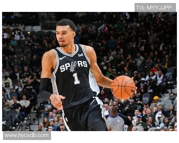 文班亚马法国队首秀狂砍27分震撼意大利引发NBA球探热议