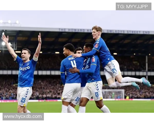 马尔基尼奥斯:从新星崛起到足球世界的防线领袖之路